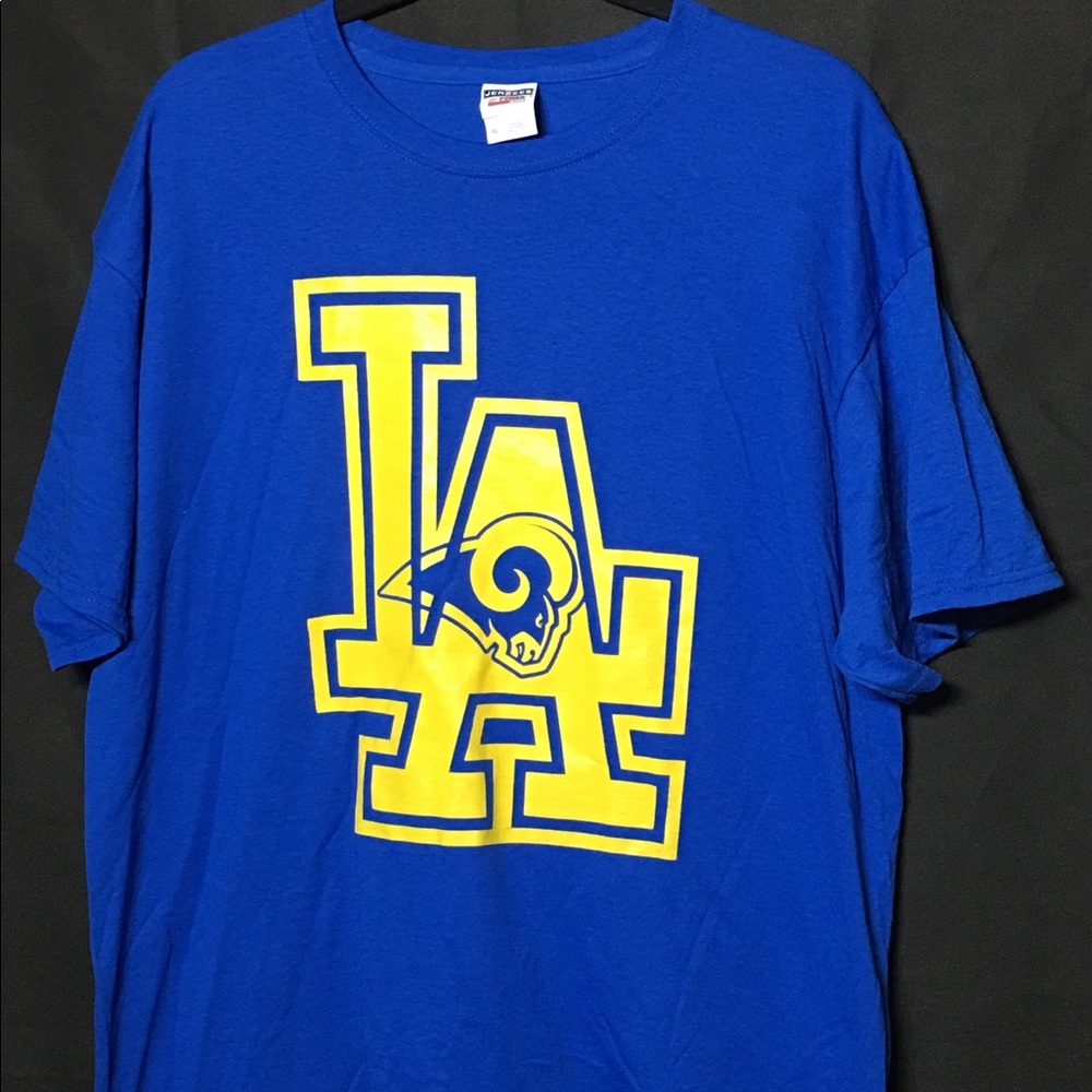 LA RAMS Graphic T-shirt Men’s XL 48”chest NWOT